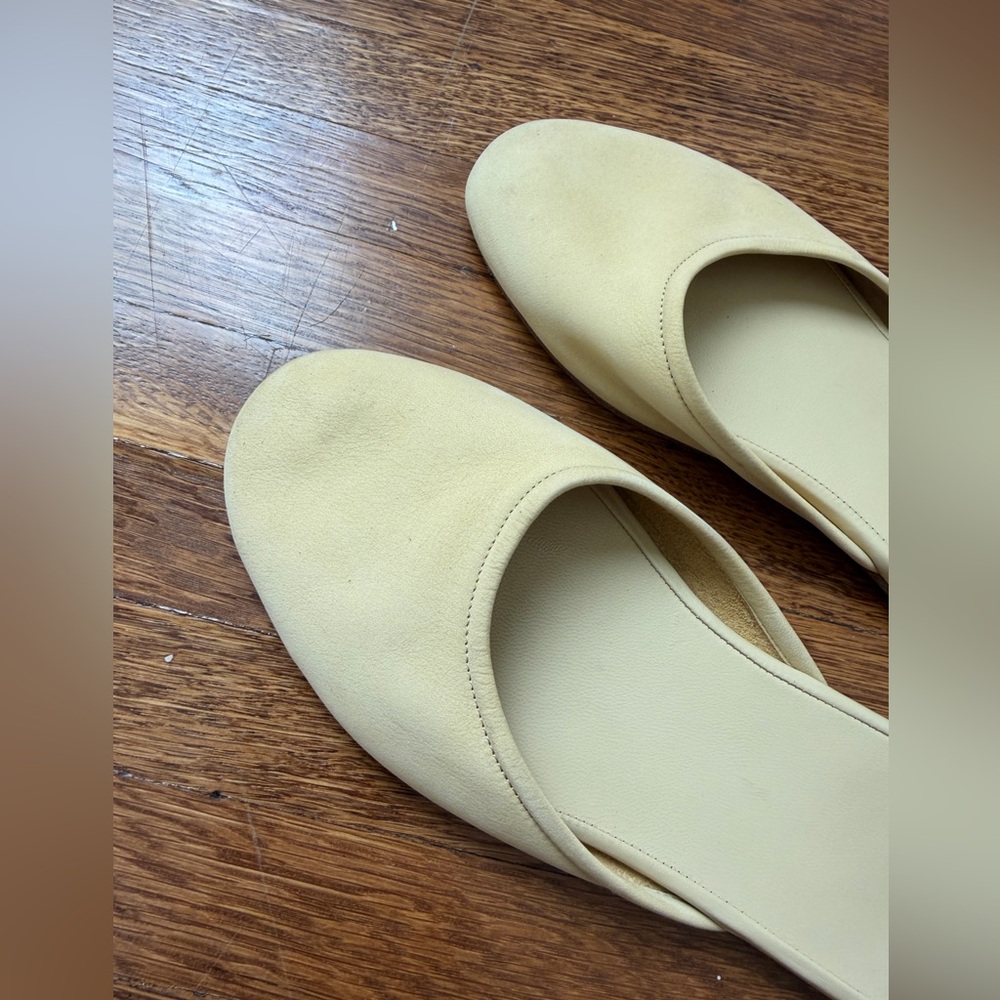 The Row Women's Cream Slip-On Slippers - Picture 4 of 6